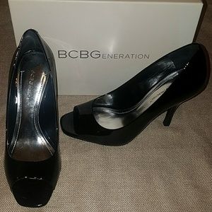 [BCBGeneration] Ariel Black Patent Peep-toe Heel